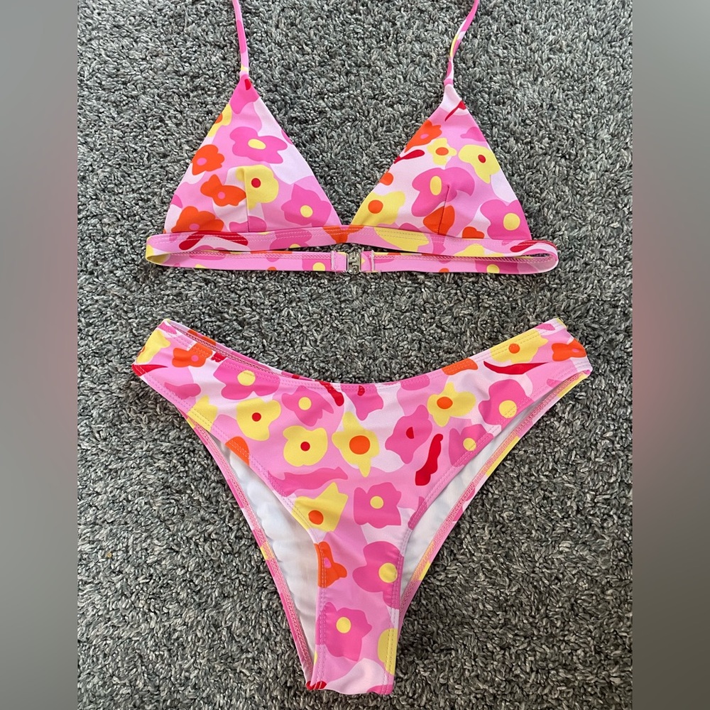 Bikini (Never worn)